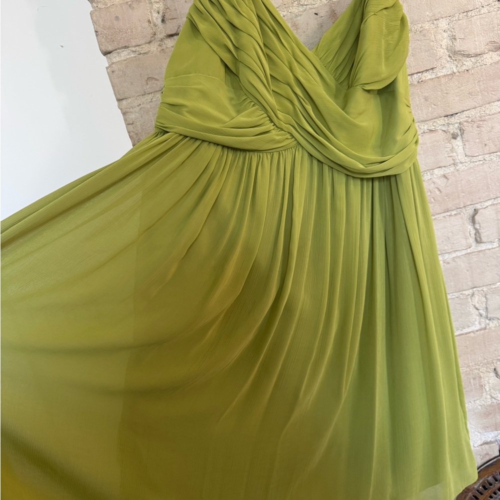 Elegant Green Women's Dress